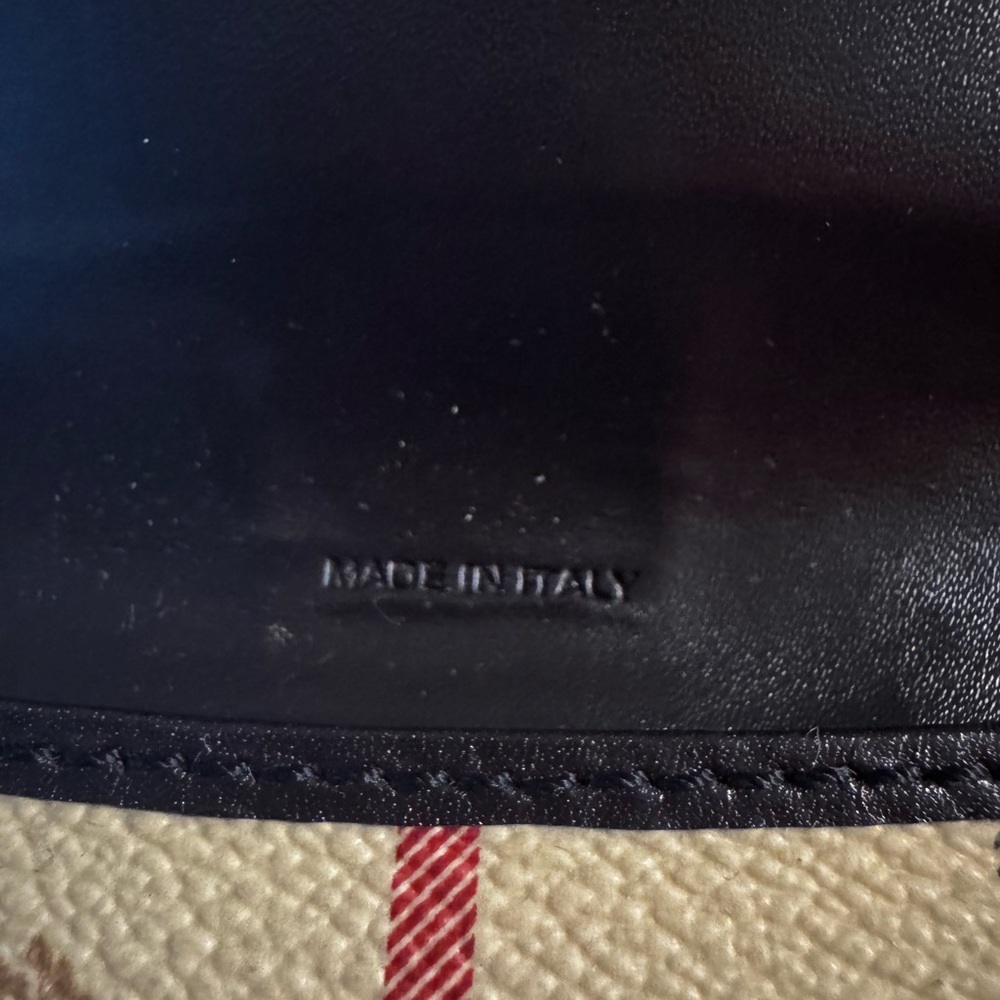 Burberry Wallet - Picture 7 of 7